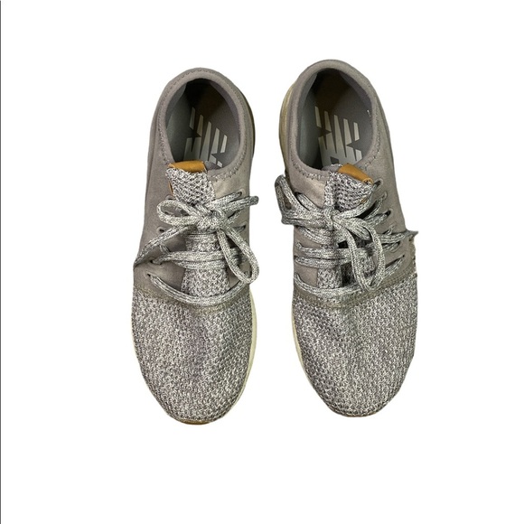 Men’s New Balance Pointure Hommes Gray Knit Sneakers - Picture 2 of 4